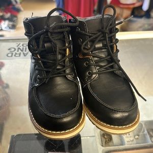 MAGELLAN OUTDOORS Kaiden Kids Shoes